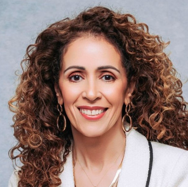 Pamela Hernandez headshot