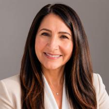 Deb Dreisbach headshot